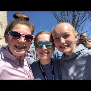 Meet your Posher, Kendall